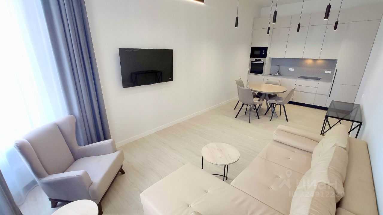 2-комнатная квартира, 56 м² — фотография 2