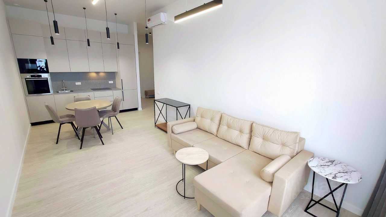 2-комнатная квартира, 56 м² — фотография 3