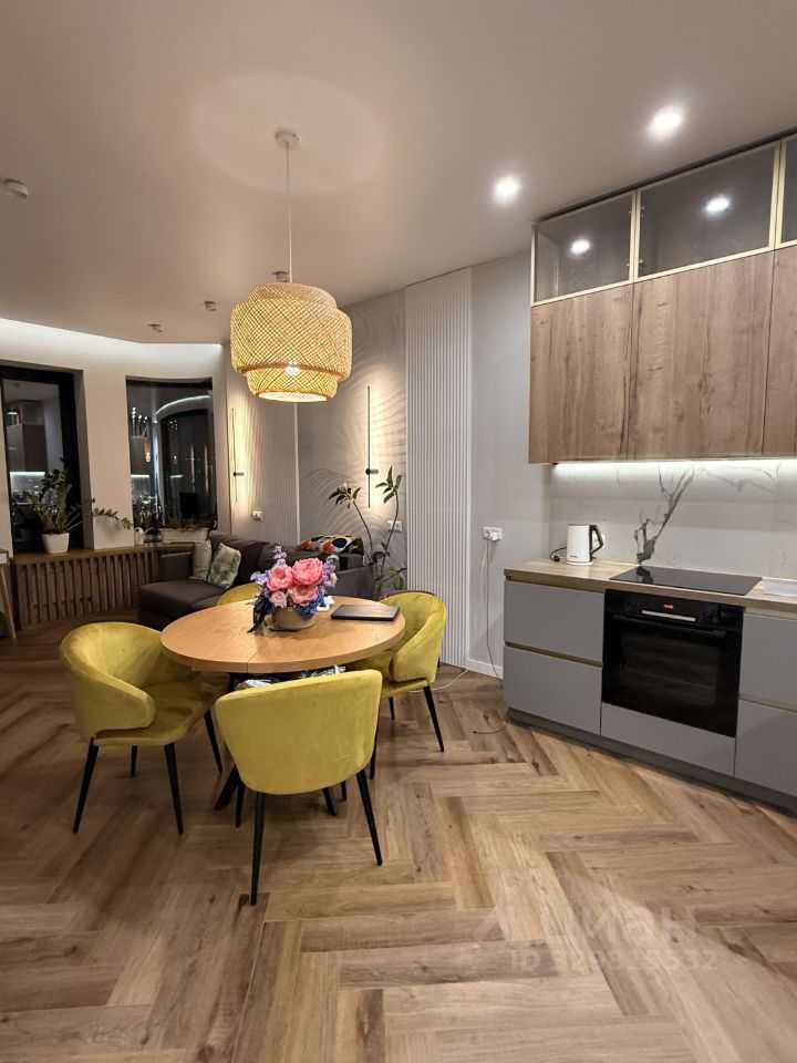 2-комнатная квартира, 58 м² — фотография 2