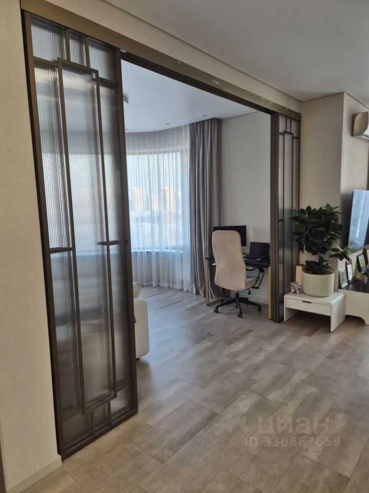 4-комнатная квартира, 100 м² — фотография 2