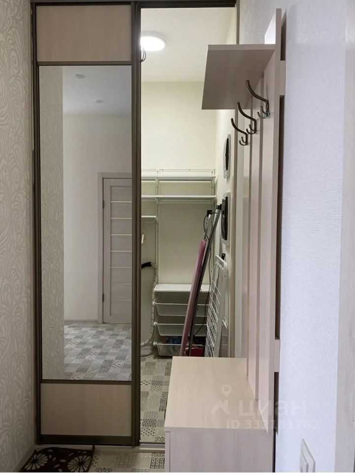 1-комнатная квартира, 50 м² — фотография 2