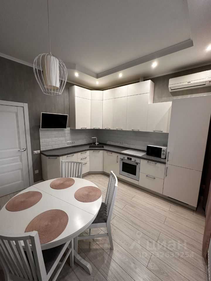 2-комнатная квартира, 62 м² — фотография 2