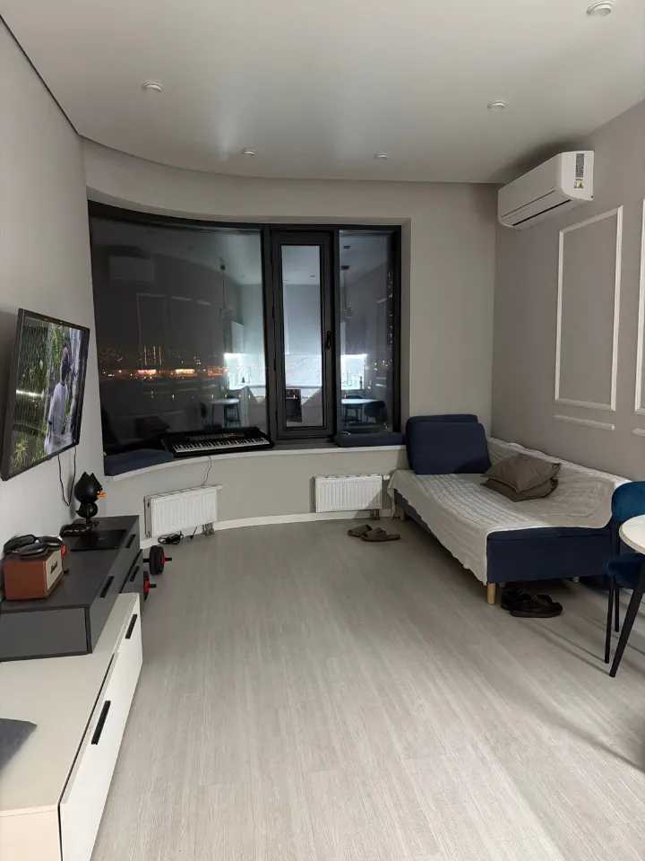 1-комнатная квартира, 55 м² — фотография 2