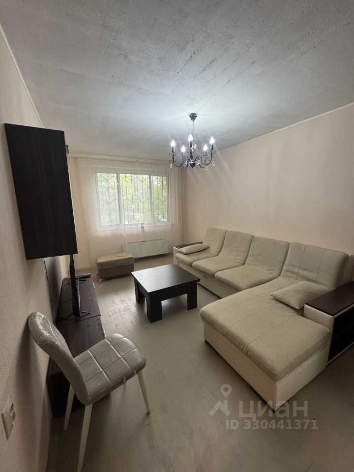 2-комнатная квартира, 56 м² — фотография 3