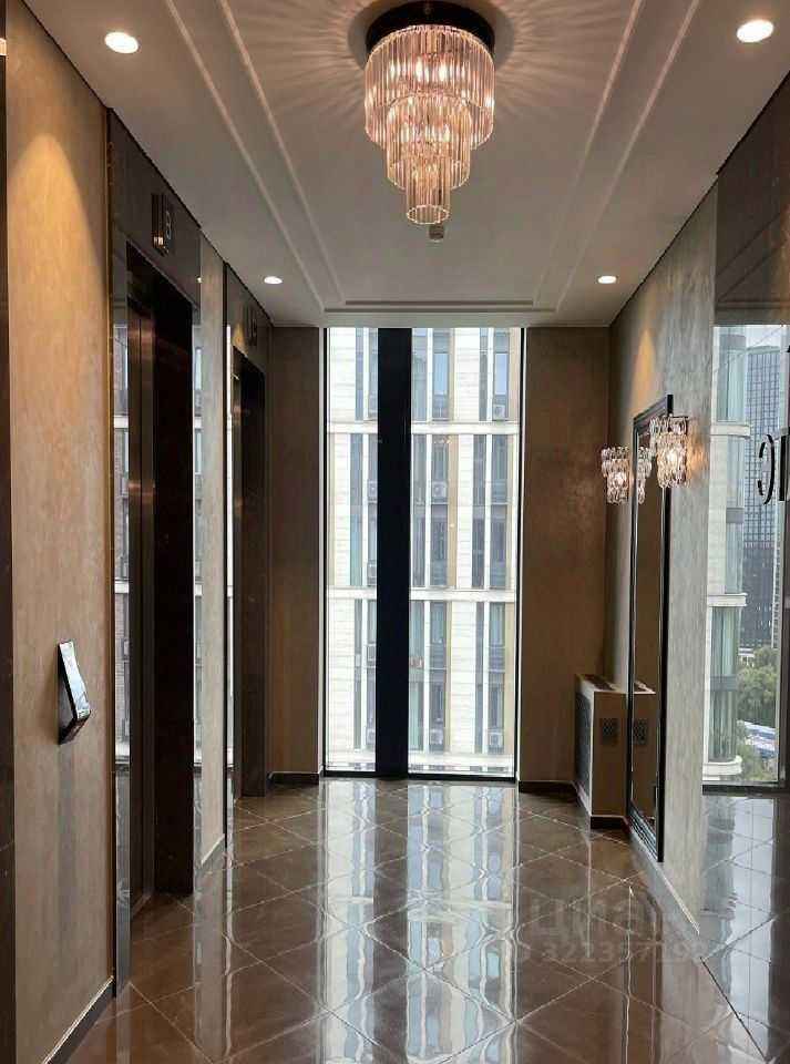 2-комнатная квартира, 75 м² — фотография 2