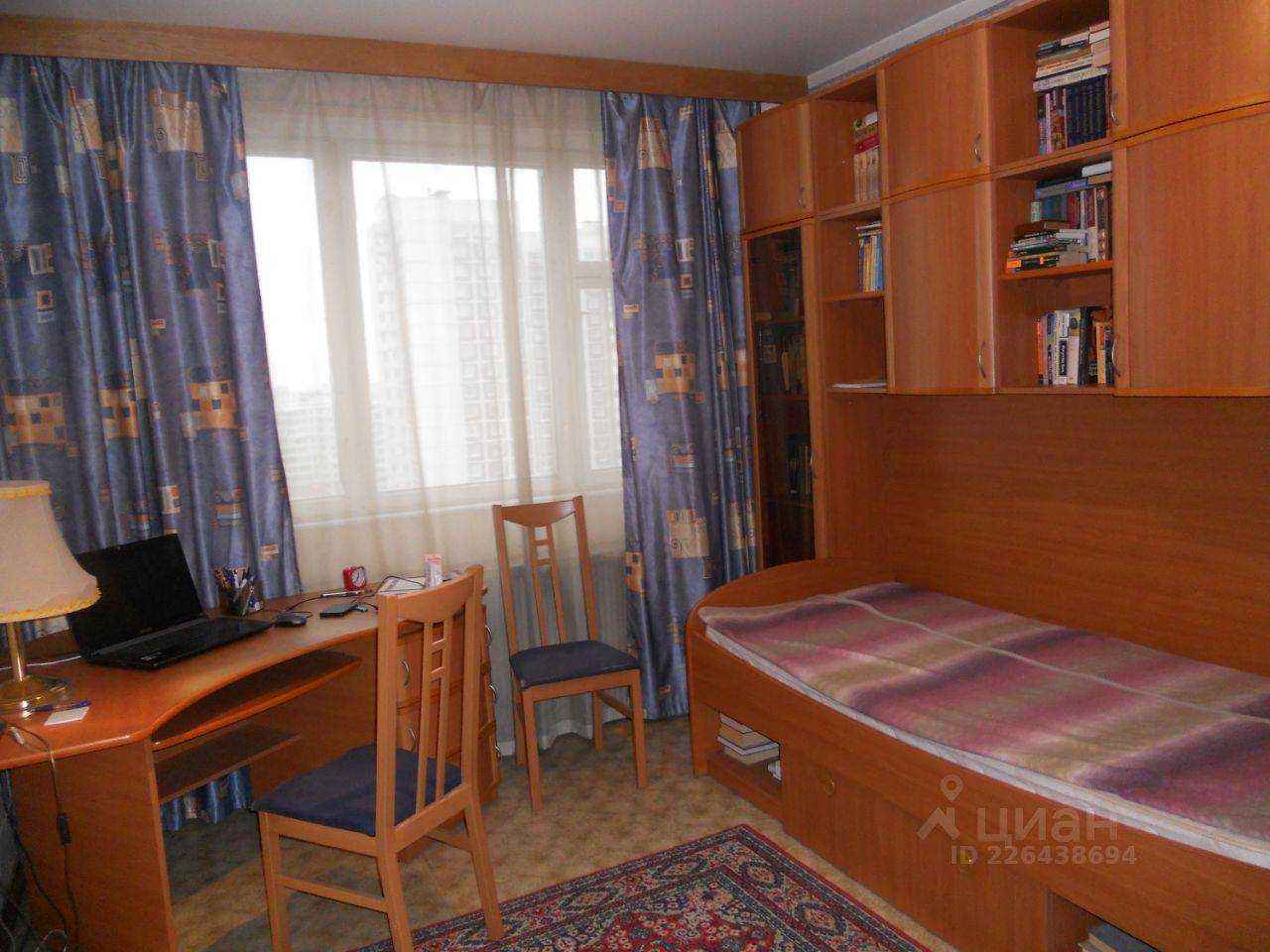 3-комнатная квартира, 77 м² — фотография 3
