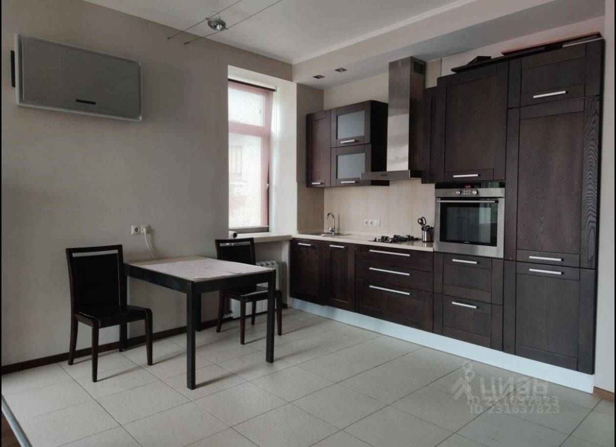 2-комнатная квартира, 47 м² — фотография 2