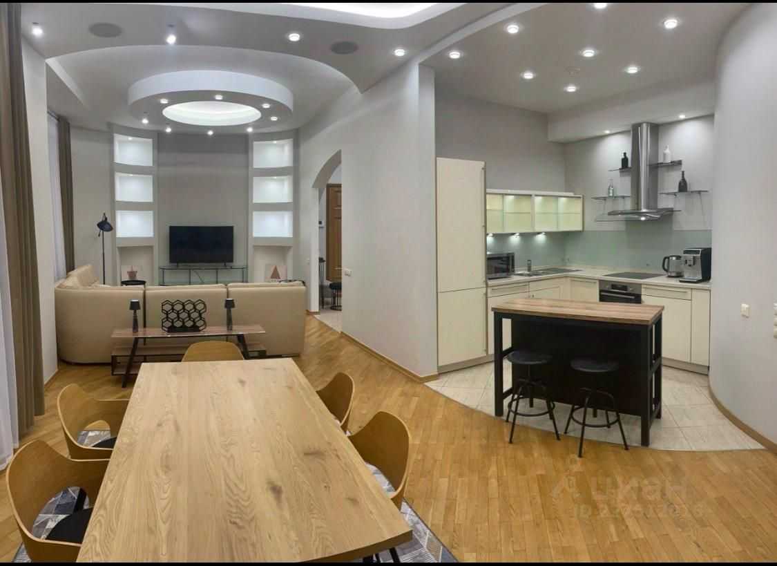 4-комнатная квартира, 172 м² — фотография 2