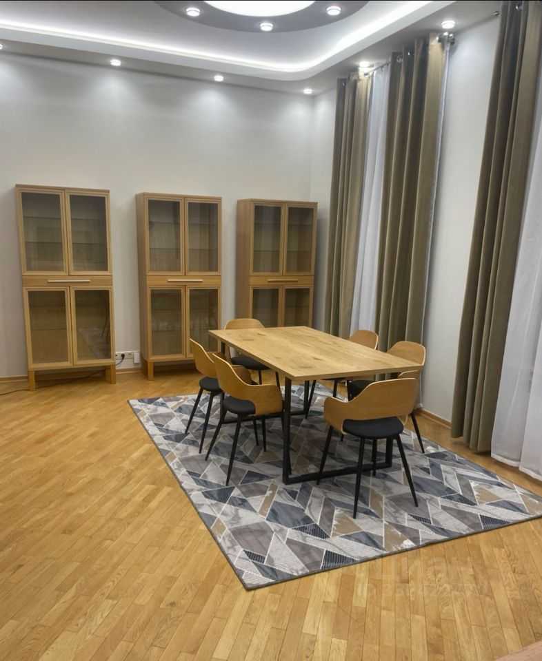 4-комнатная квартира, 172 м² — фотография 3