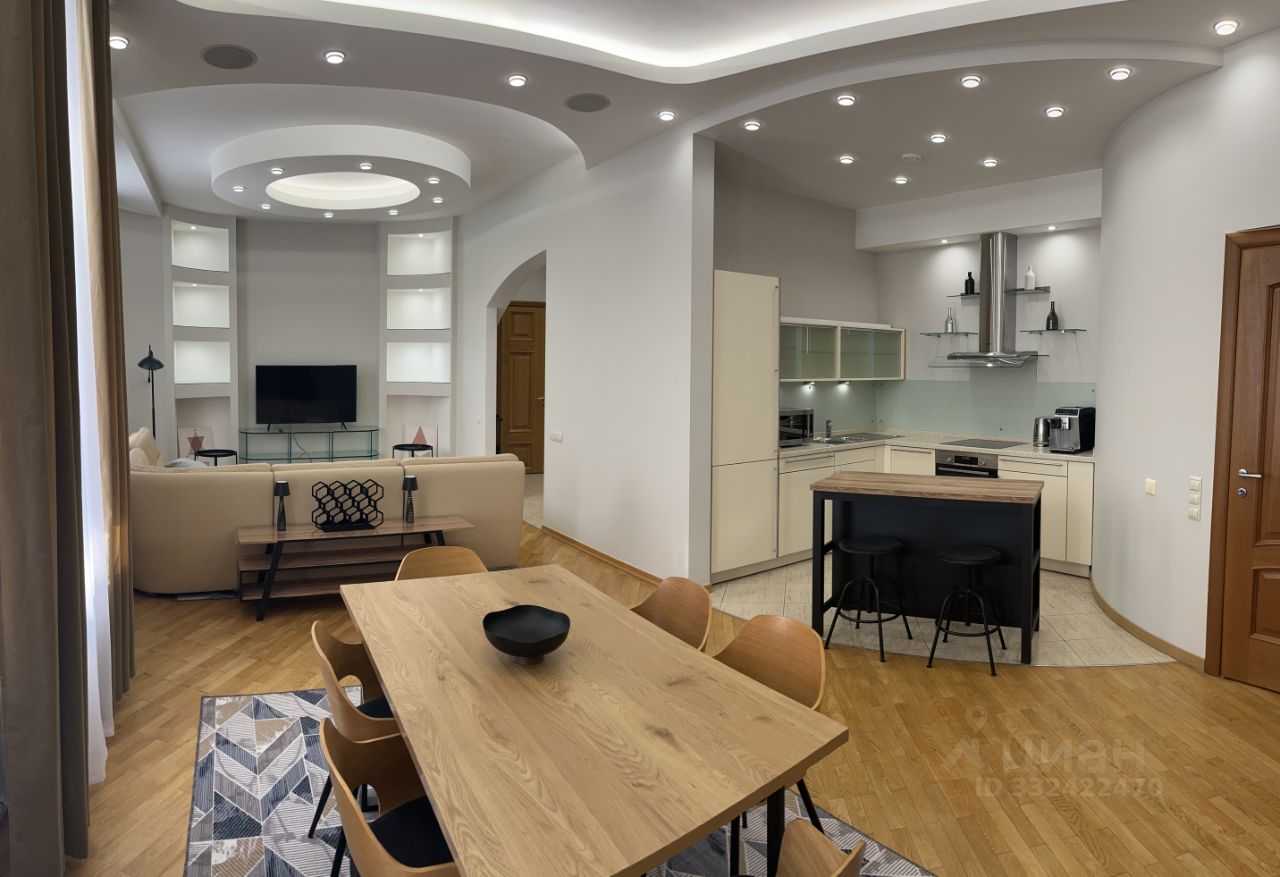 4-комнатная квартира, 172 м²