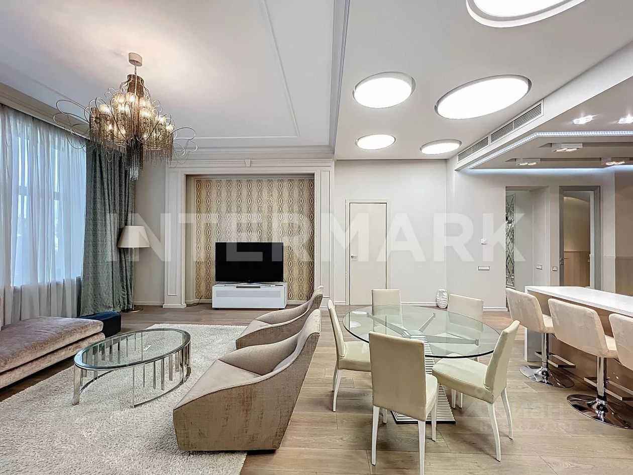 4-комнатная квартира, 190 м² — фотография 2