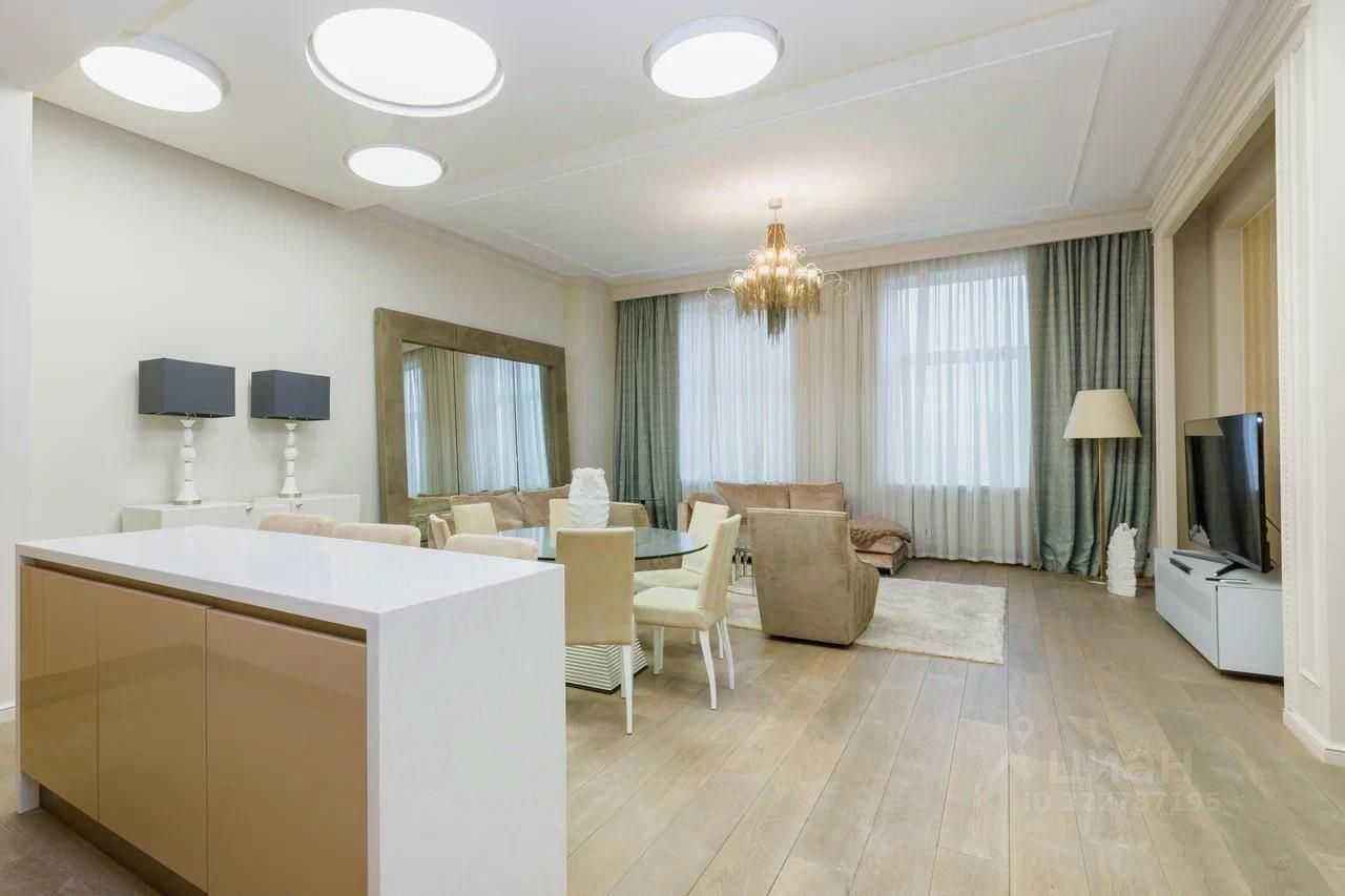 4-комнатная квартира, 185 м²