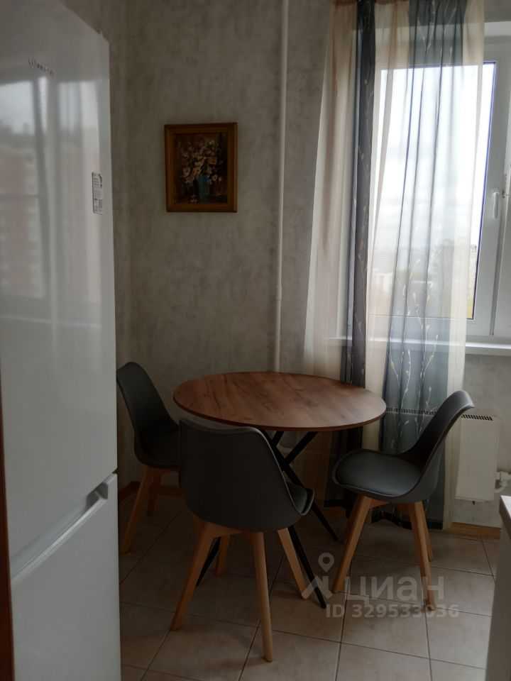 1-комнатная квартира, 38 м² — фотография 2