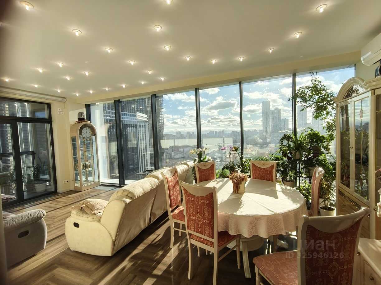 4-комнатная квартира, 111 м² — фотография 2
