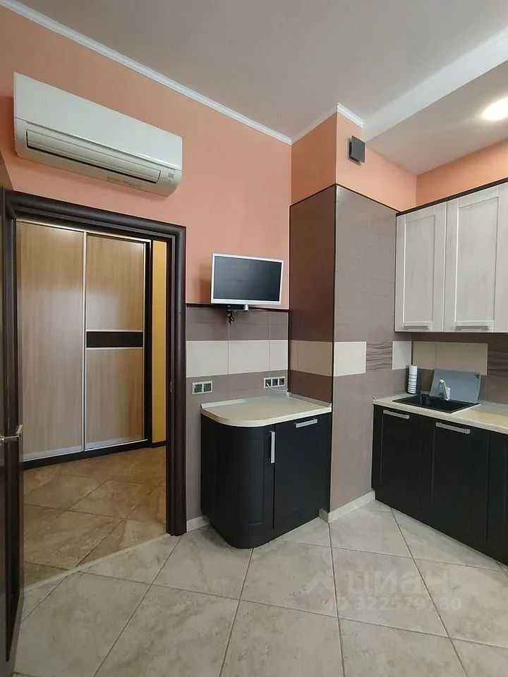 2-комнатная квартира, 82 м² — фотография 2