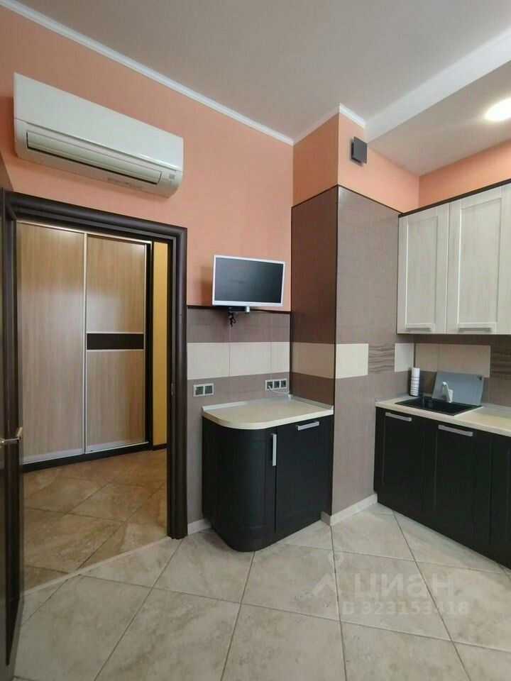 2-комнатная квартира, 85 м² — фотография 3