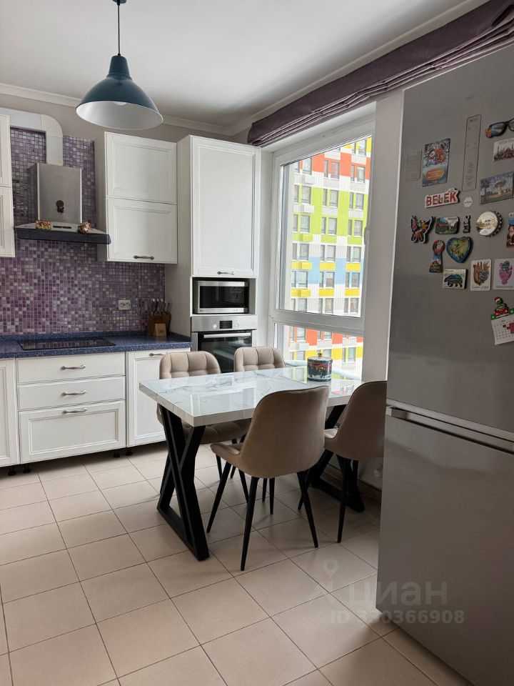 3-комнатная квартира, 95 м² — фотография 3