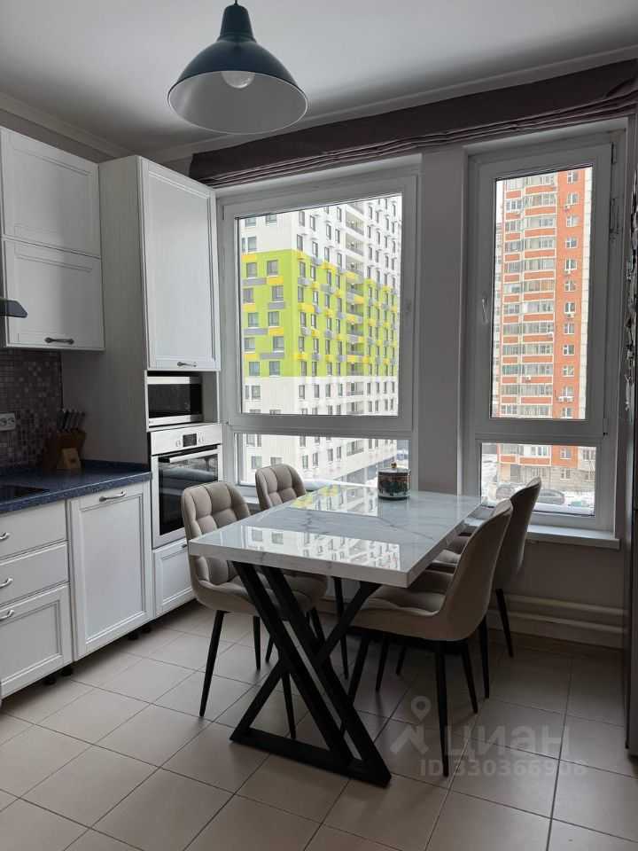 3-комнатная квартира, 95 м² — фотография 2