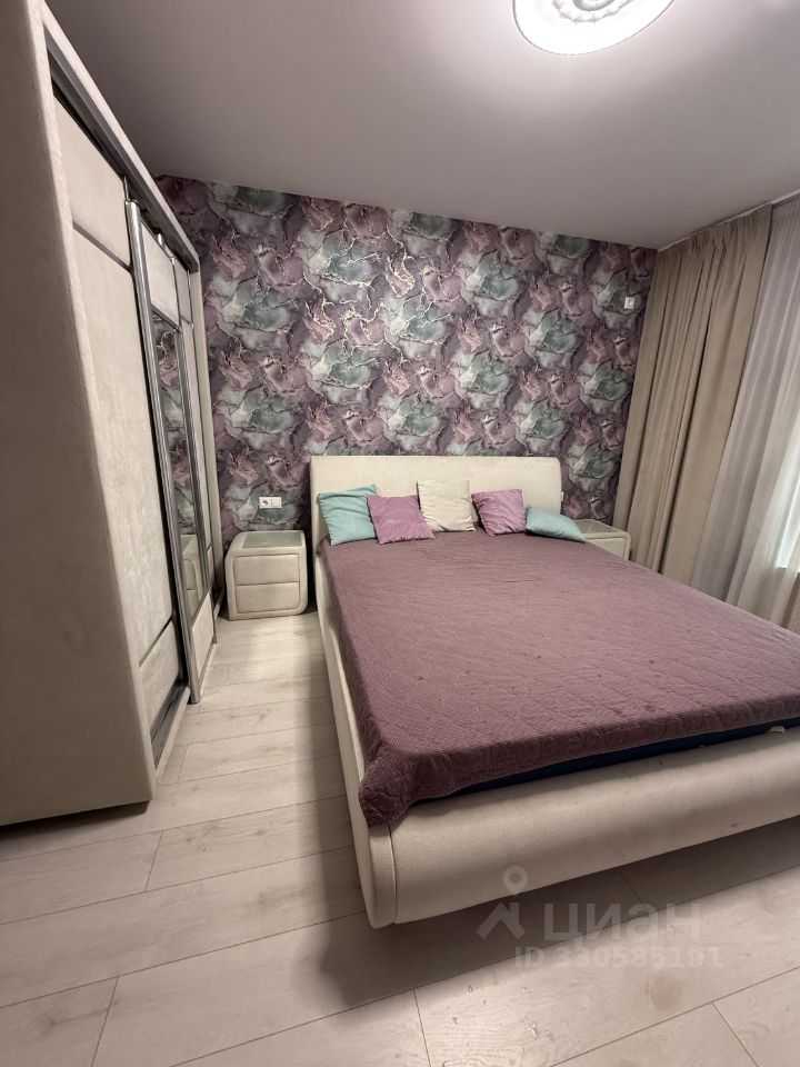 2-комнатная квартира, 70 м² — фотография 2