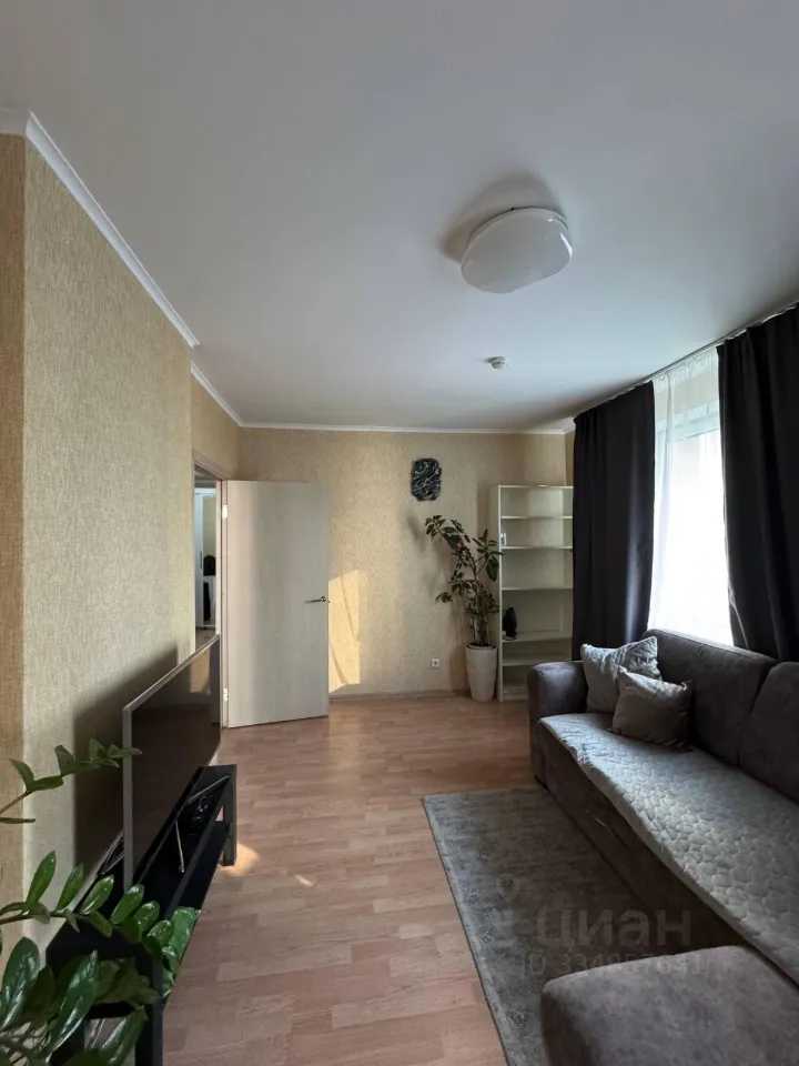 2-комнатная квартира, 63 м² — фотография 2