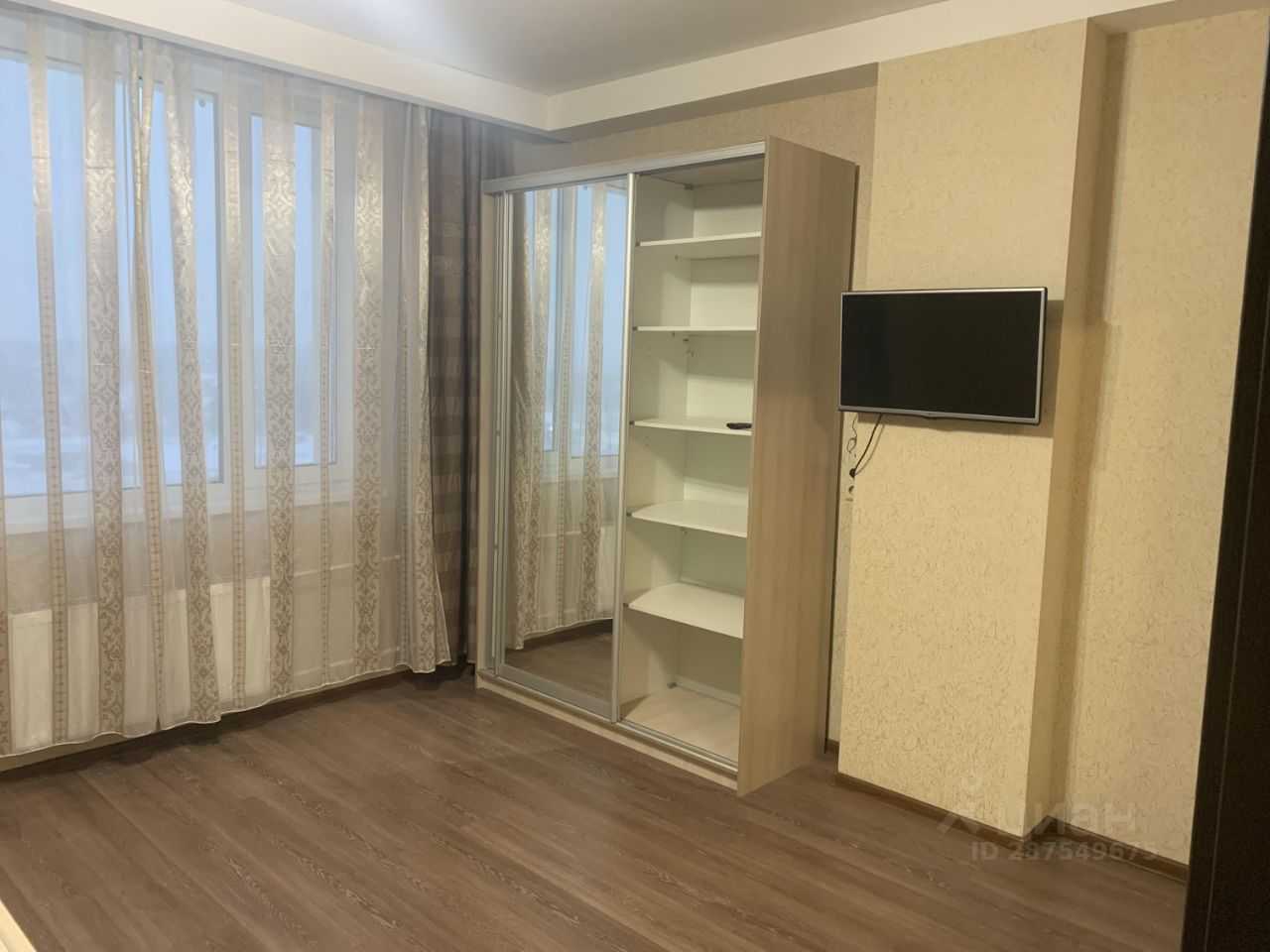 1-комнатная квартира, 50 м² — фотография 2