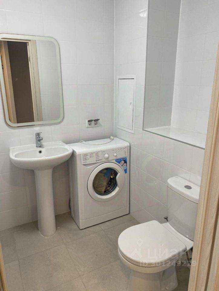 2-комнатная квартира, 56 м² — фотография 3