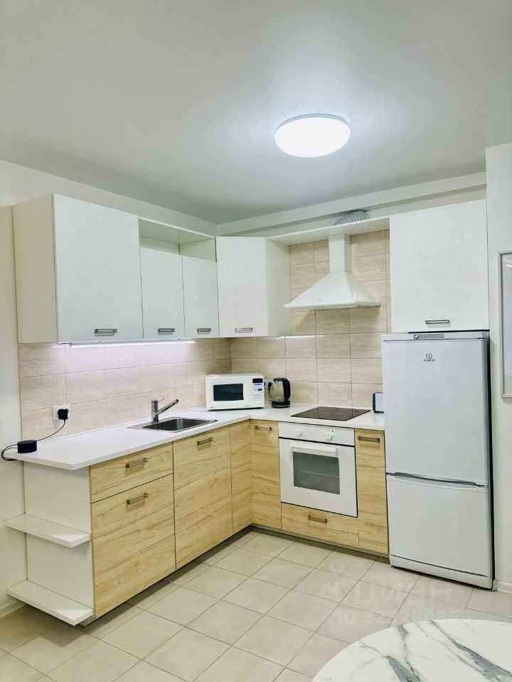 1-комнатная квартира, 35,9 м² — фотография 2