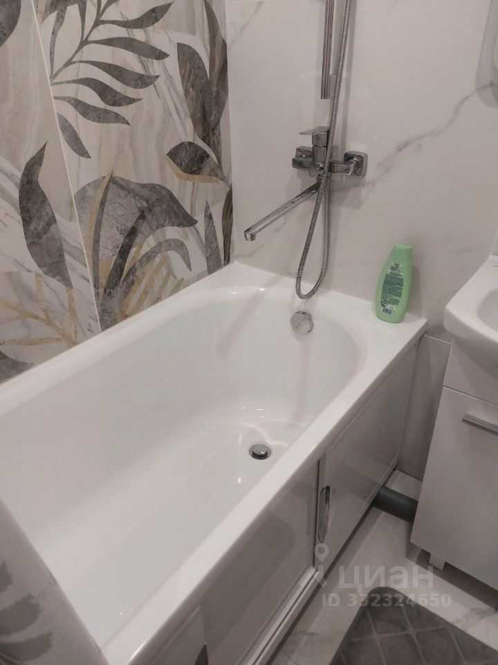2-комнатная квартира, 55 м² — фотография 2