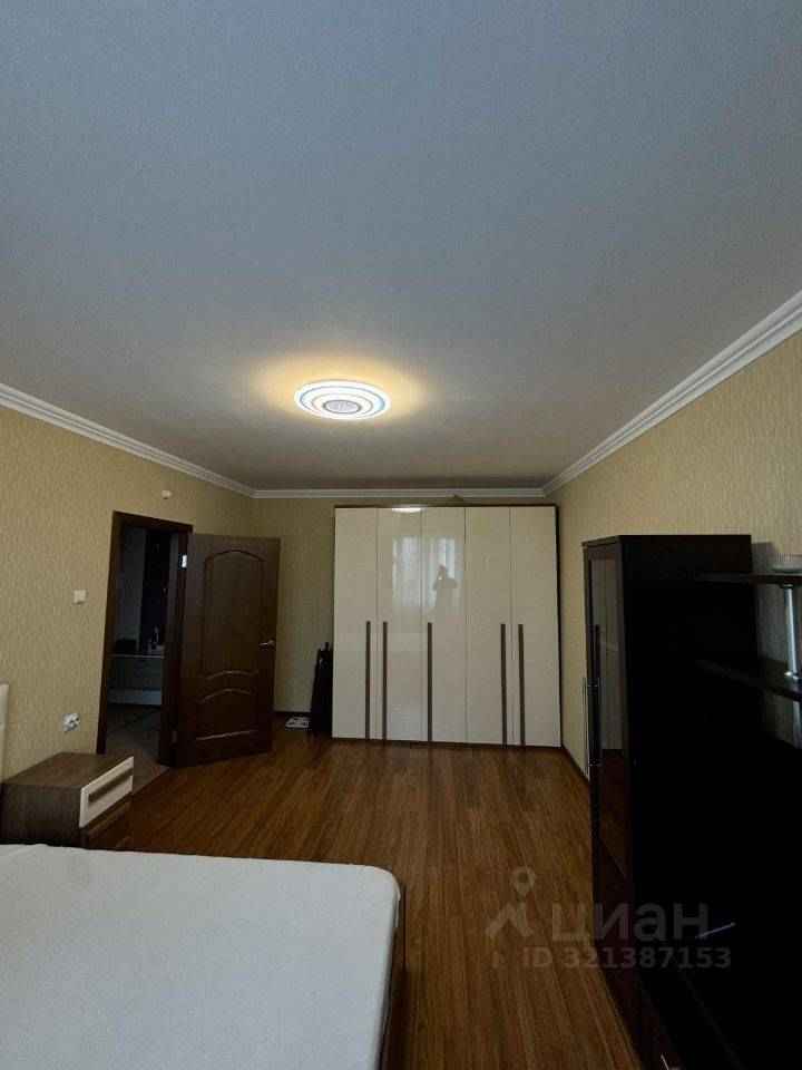 1-комнатная квартира, 37,3 м² — фотография 2