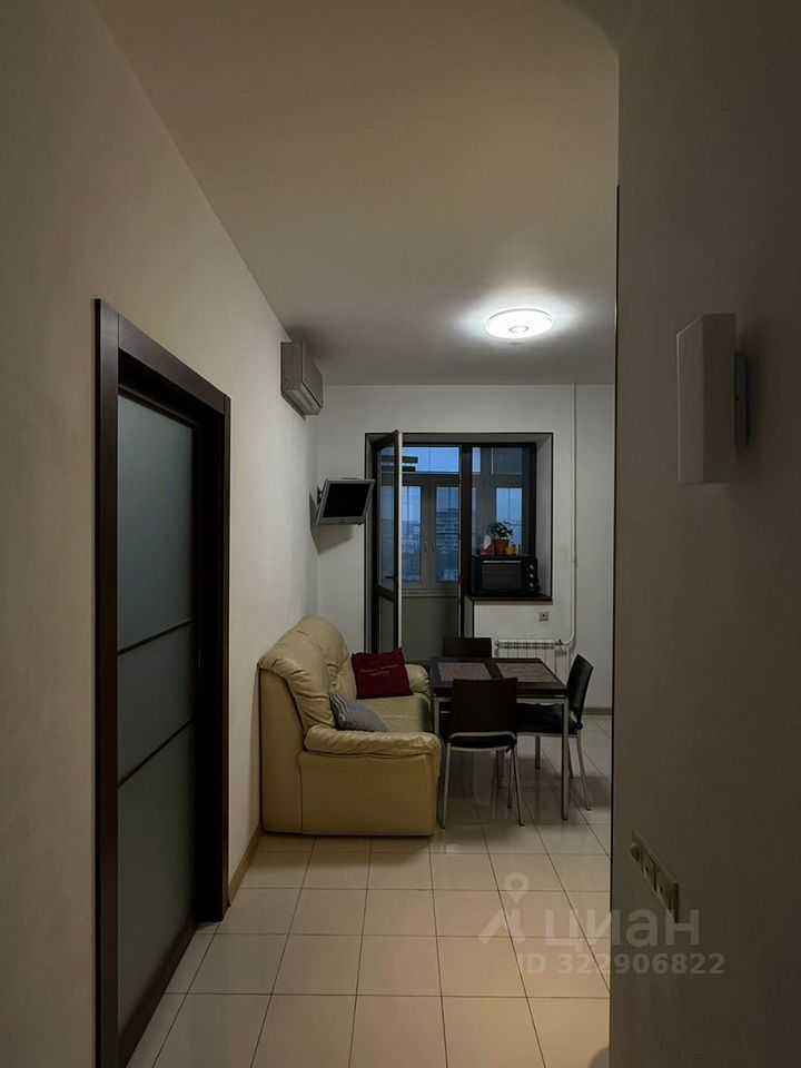 1-комнатная квартира, 45 м² — фотография 3