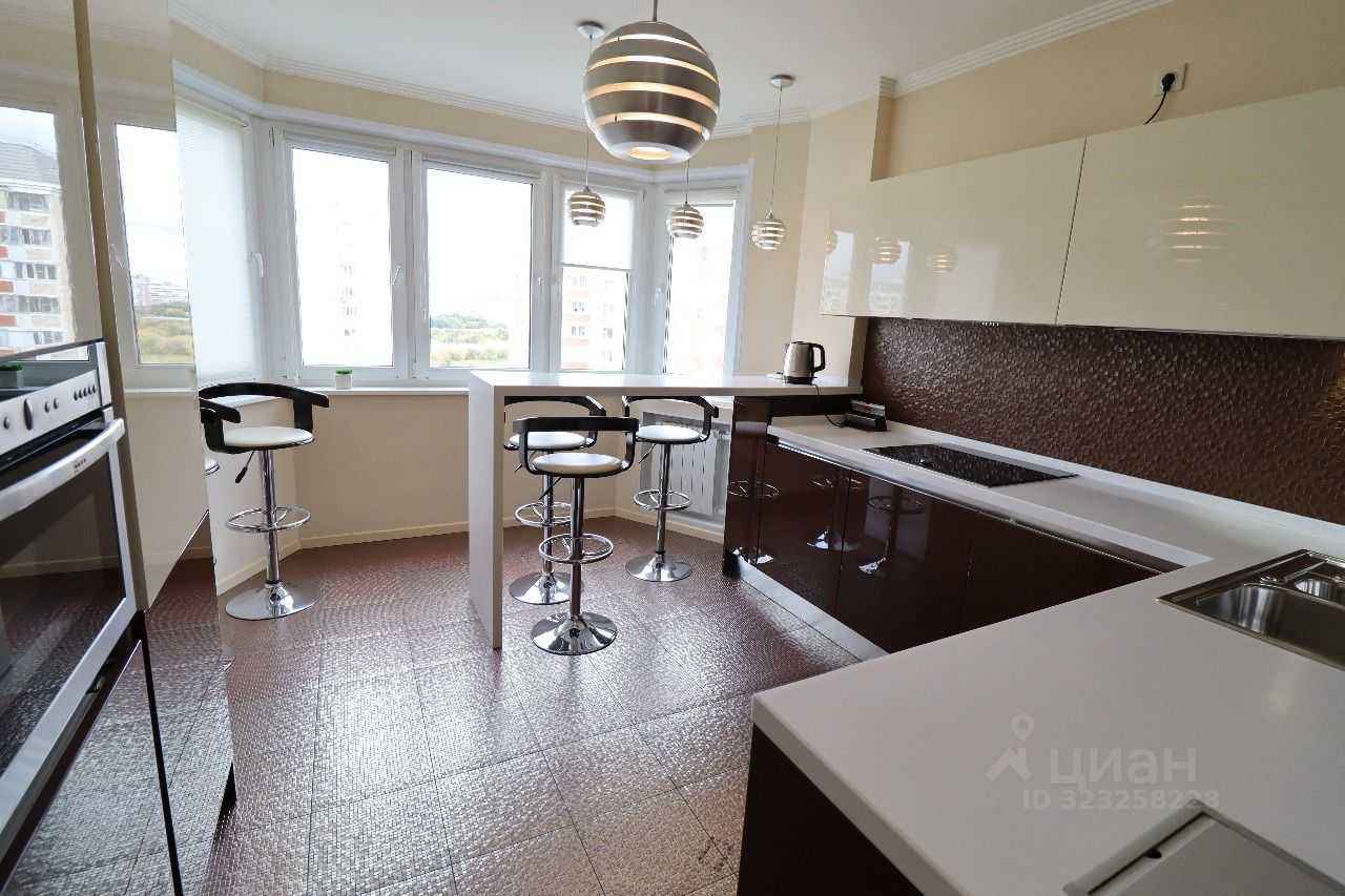 2-комнатная квартира, 63 м² — фотография 2