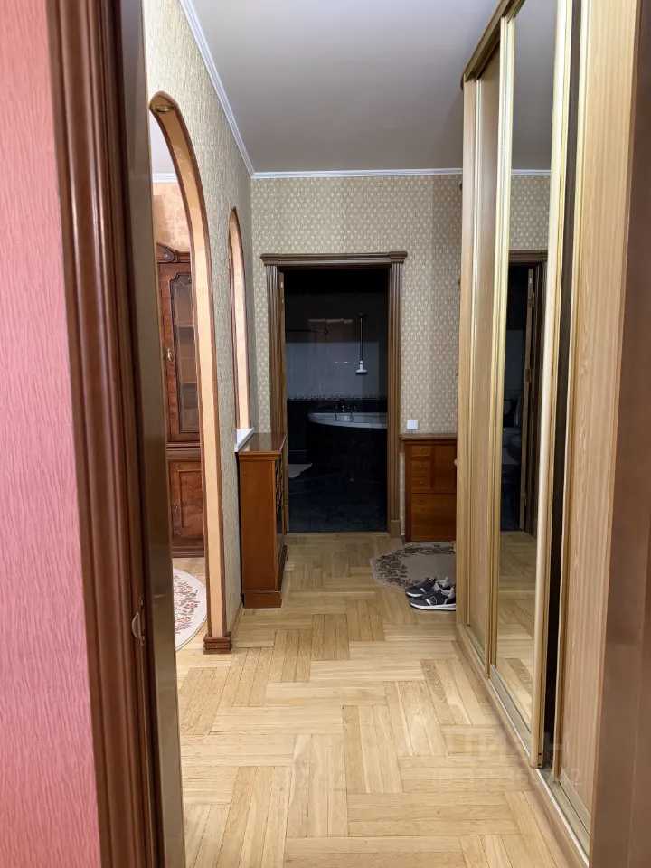 2-комнатная квартира, 58 м² — фотография 3