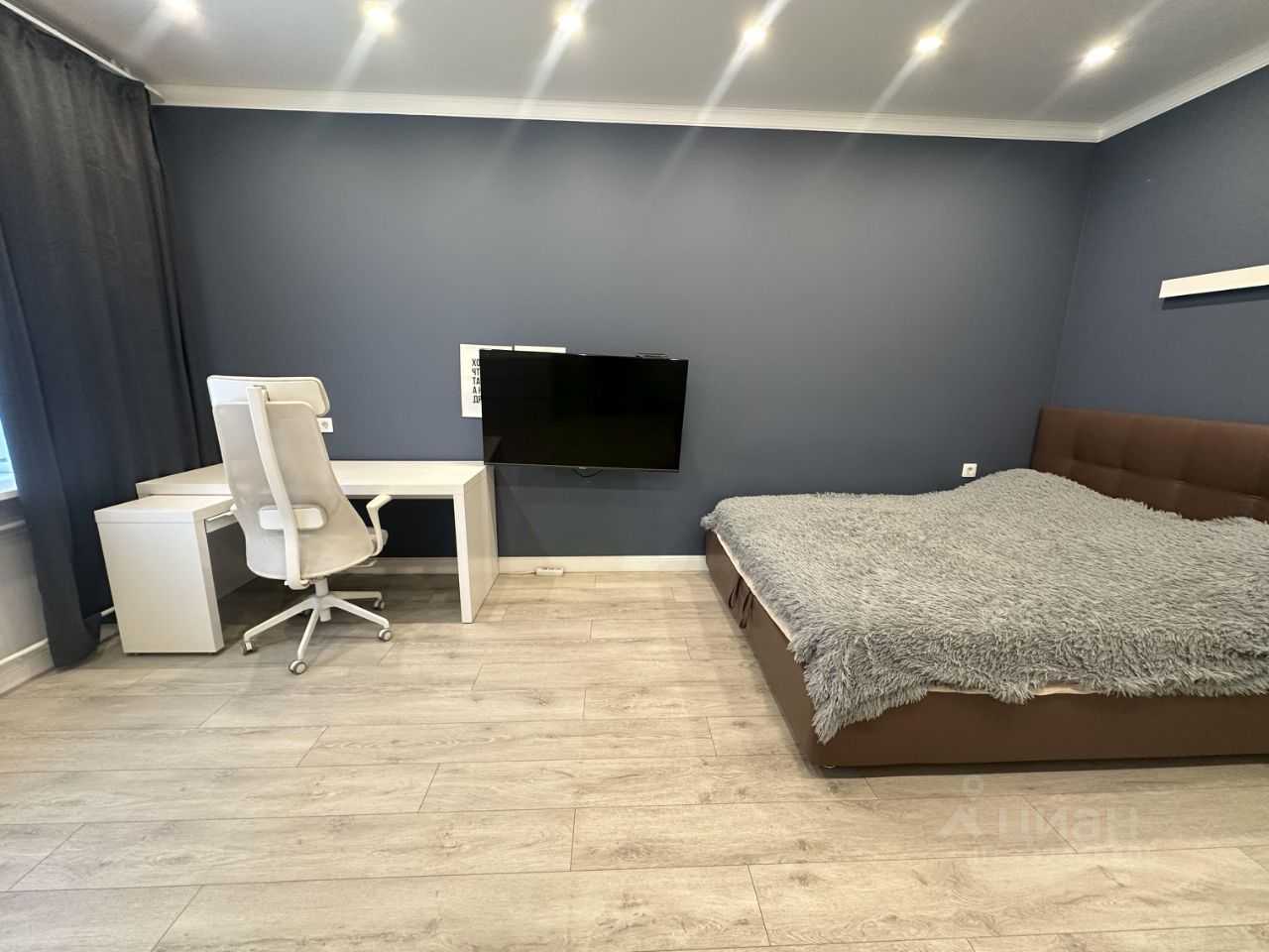 1-комнатная квартира, 42 м² — фотография 2