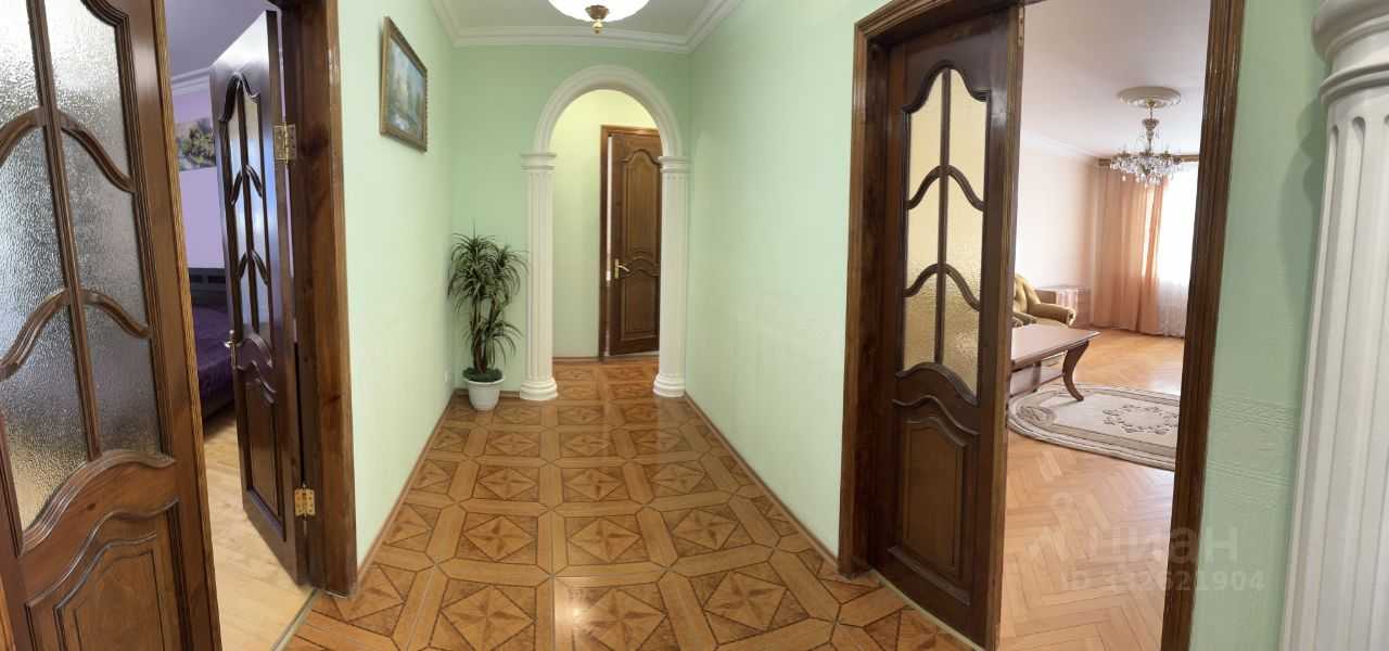 4-комнатная квартира, 110 м² — фотография 2