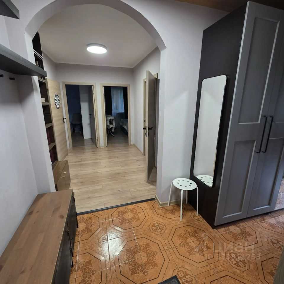 4-комнатная квартира, 96 м² — фотография 2