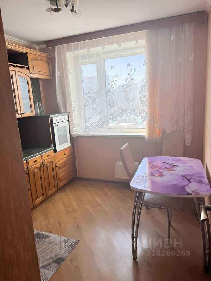 2-комнатная квартира, 60 м²