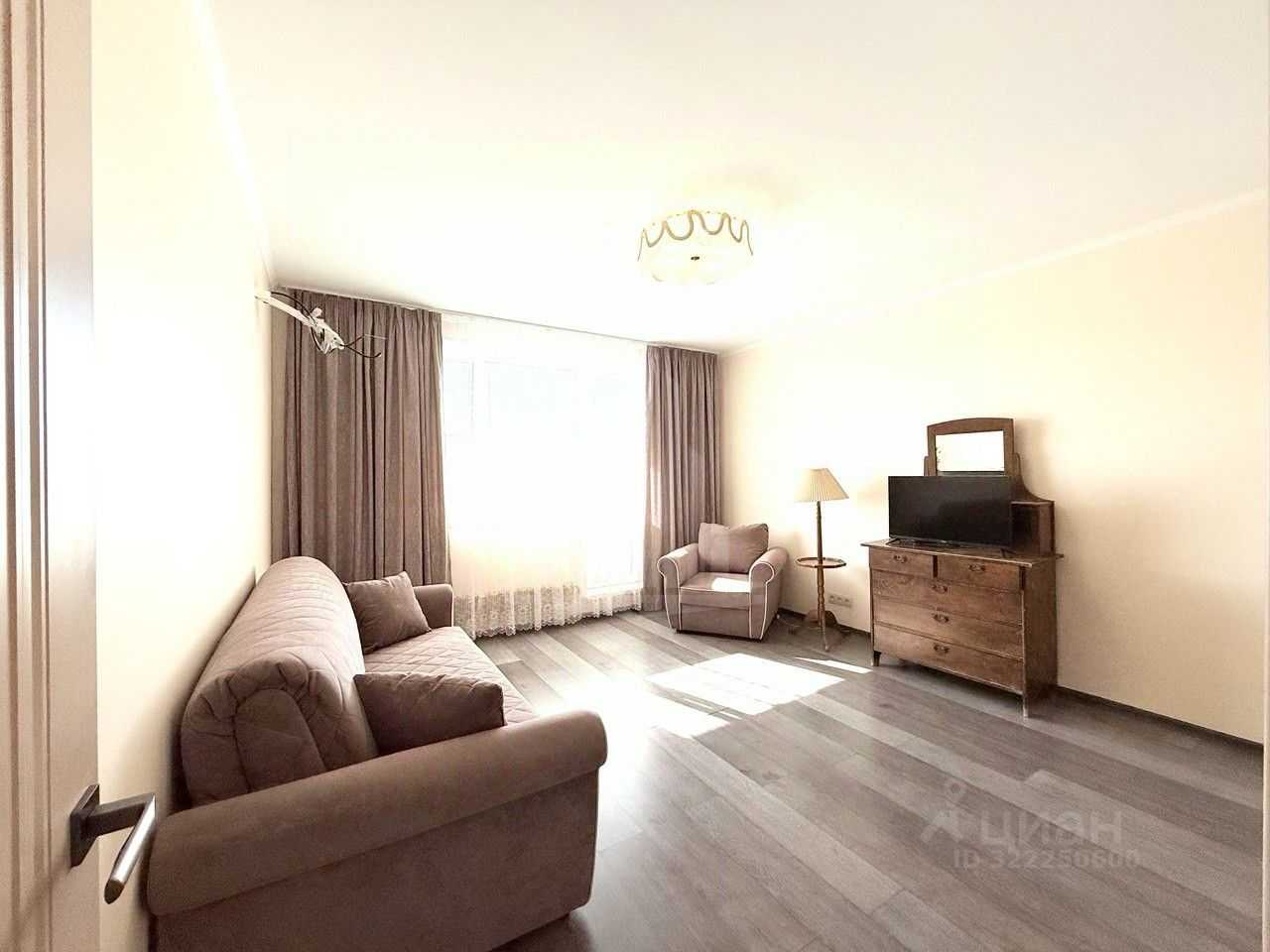 1-комнатная квартира, 43 м² — фотография 2