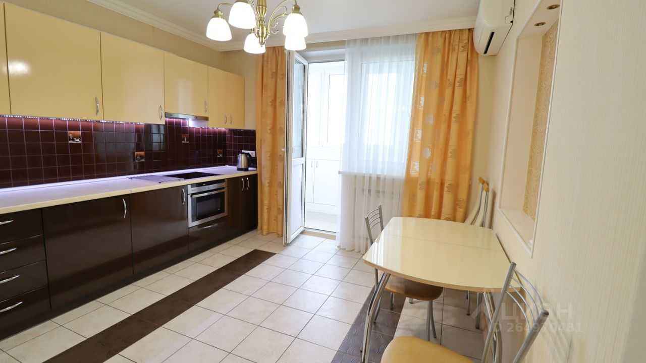 2-комнатная квартира, 90 м² — фотография 2