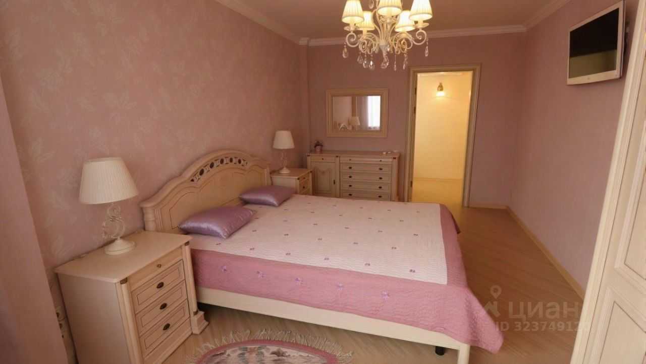 2-комнатная квартира, 90 м² — фотография 2