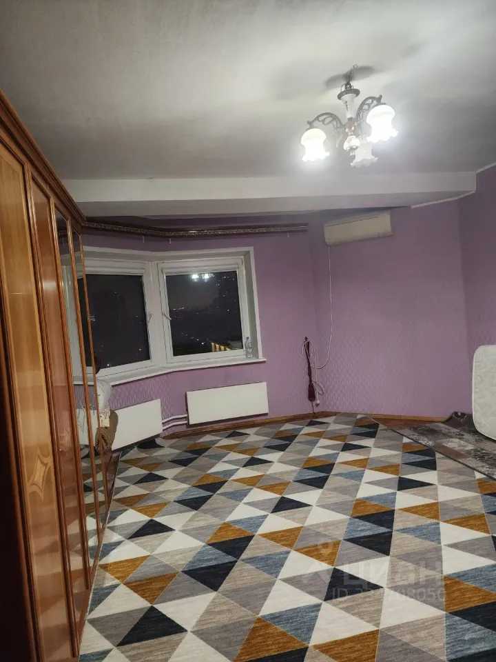 1-комнатная квартира, 60,2 м² — фотография 2