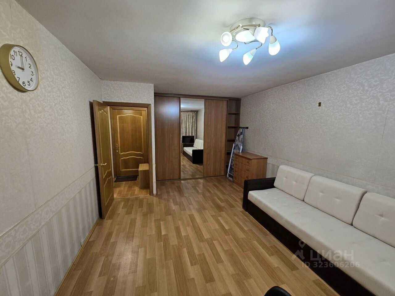 2-комнатная квартира, 40 м² — фотография 2