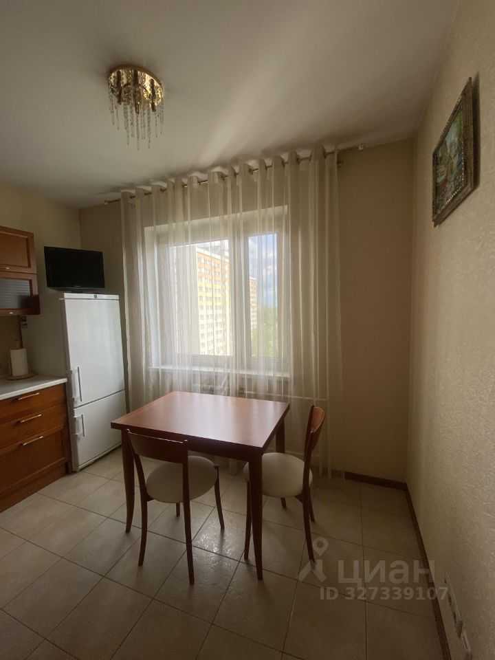 1-комнатная квартира, 37 м² — фотография 2
