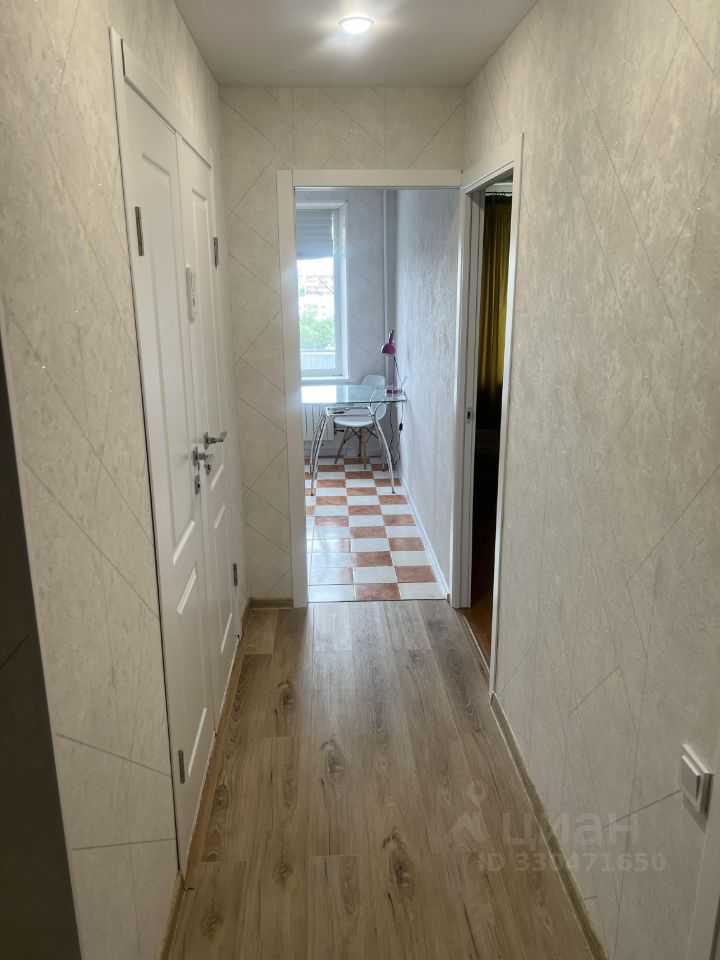 1-комнатная квартира, 35 м² — фотография 2