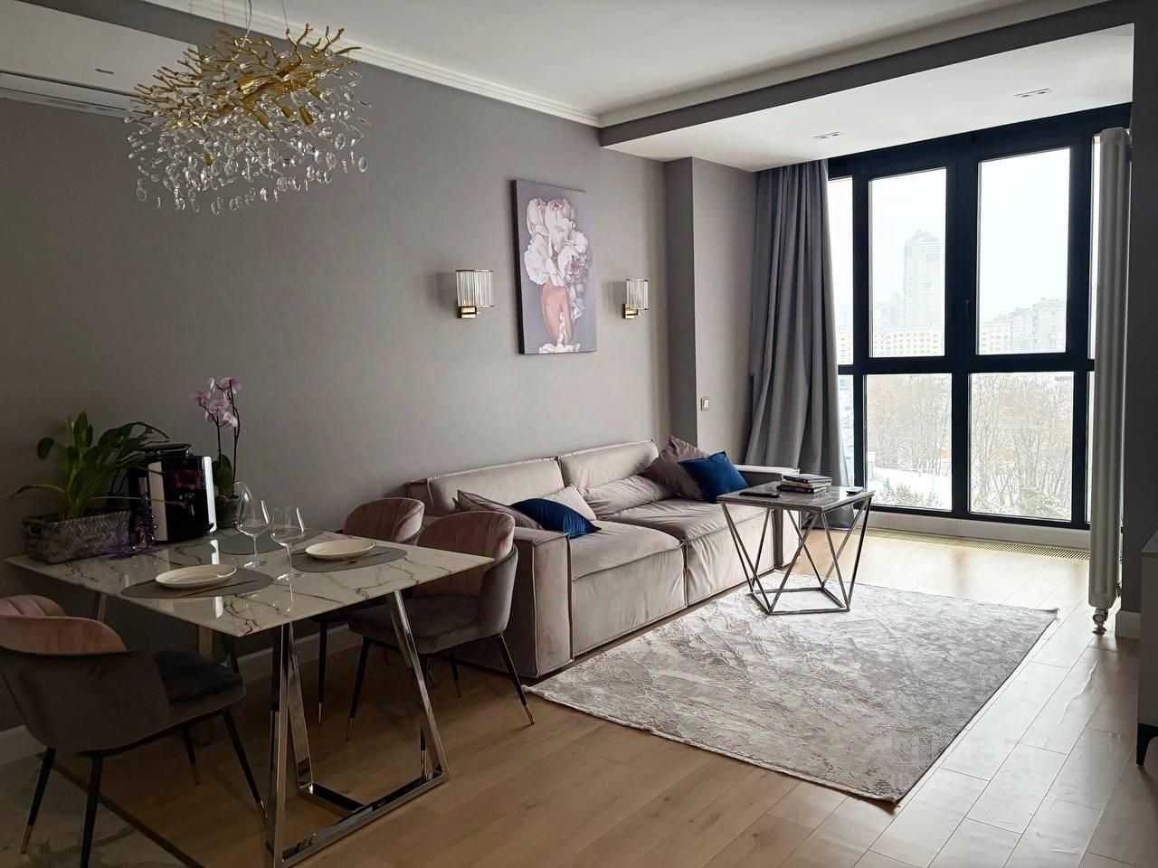 2-комнатная квартира, 54 м² — фотография 2