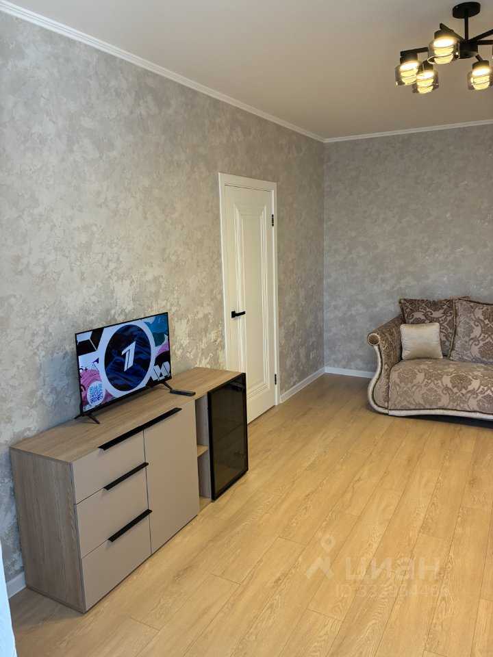 1-комнатная квартира, 38 м² — фотография 2