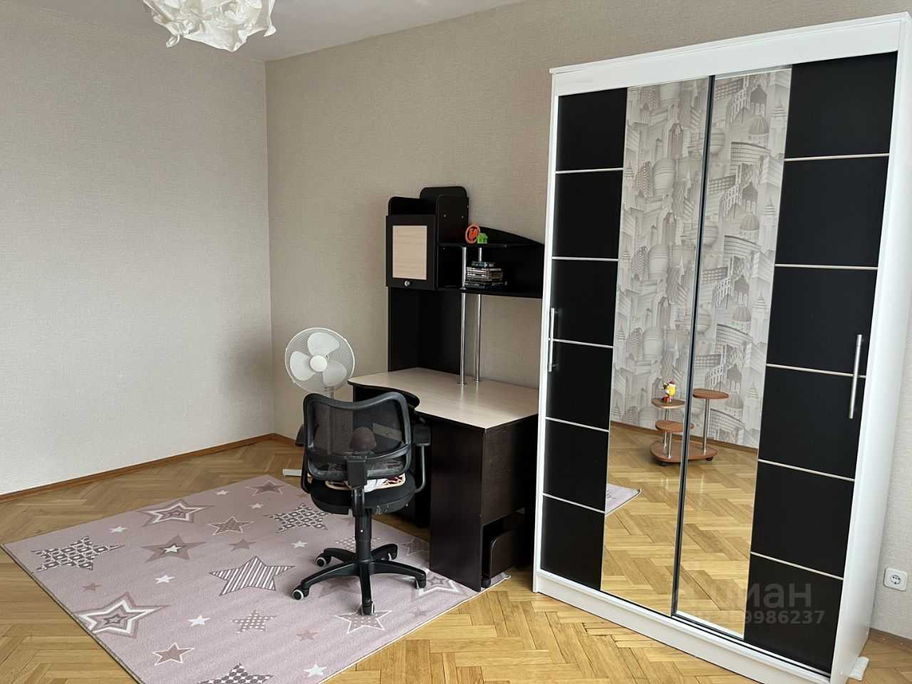 4-комнатная квартира, 142 м² — фотография 3