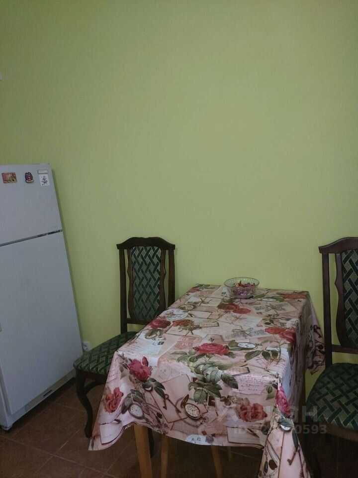 2-комнатная квартира, 58 м² — фотография 2