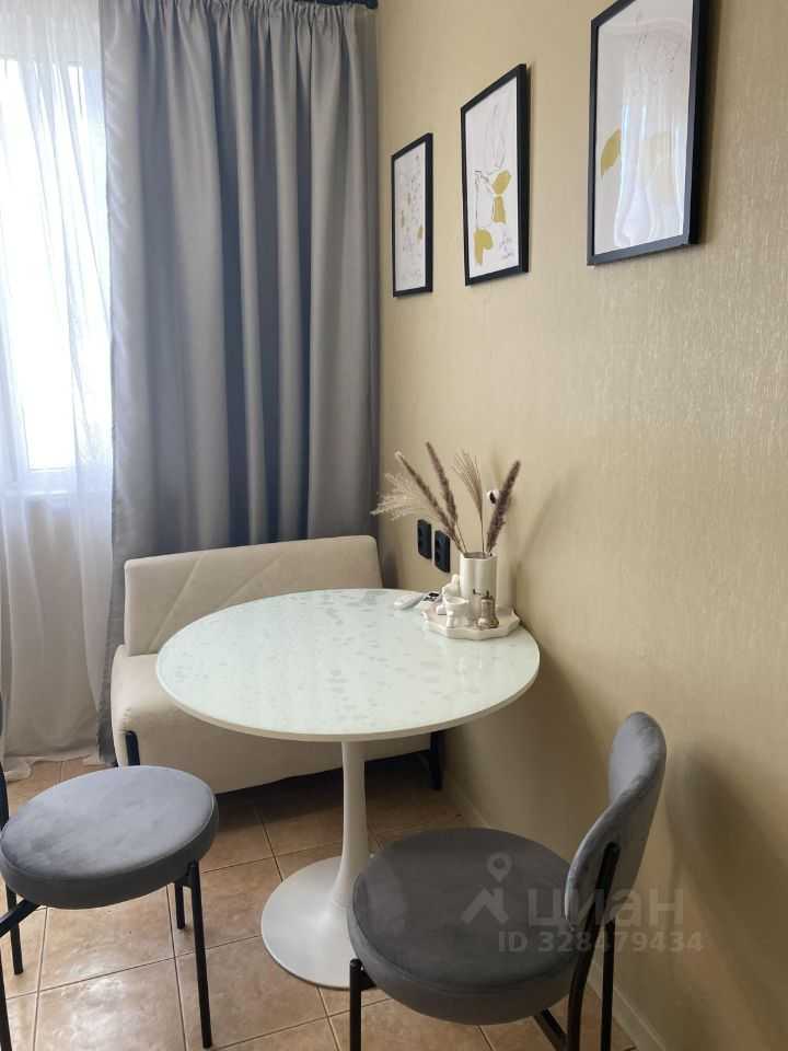 2-комнатная квартира, 55 м² — фотография 3