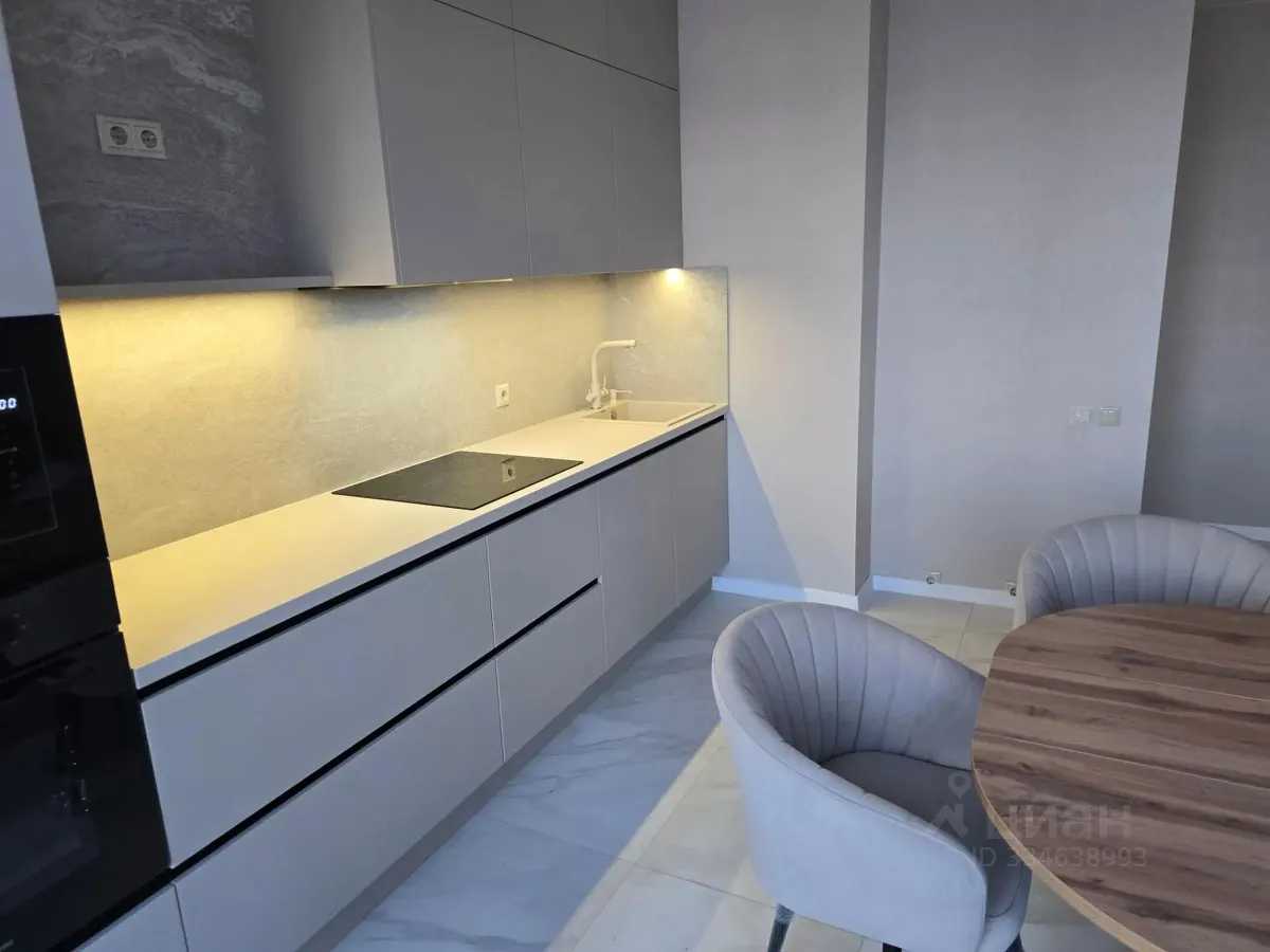 2-комнатная квартира, 56,3 м² — фотография 2