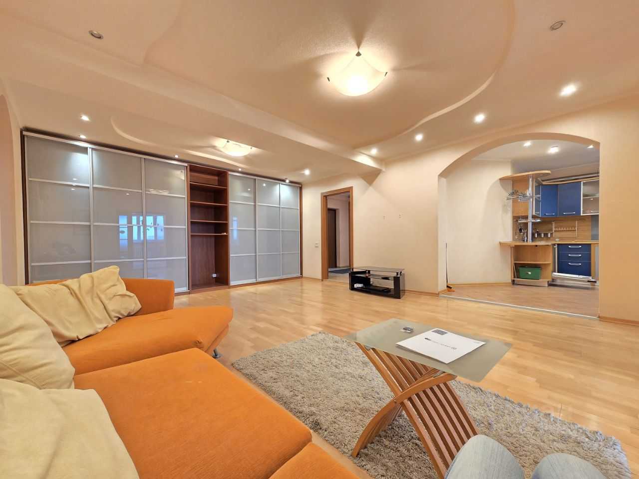 3-комнатная квартира, 105 м² — фотография 2